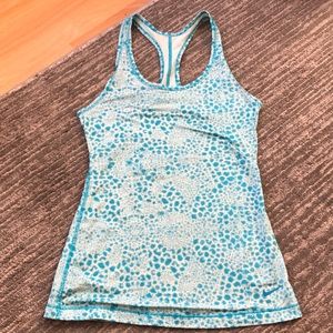 Nike workout tank
